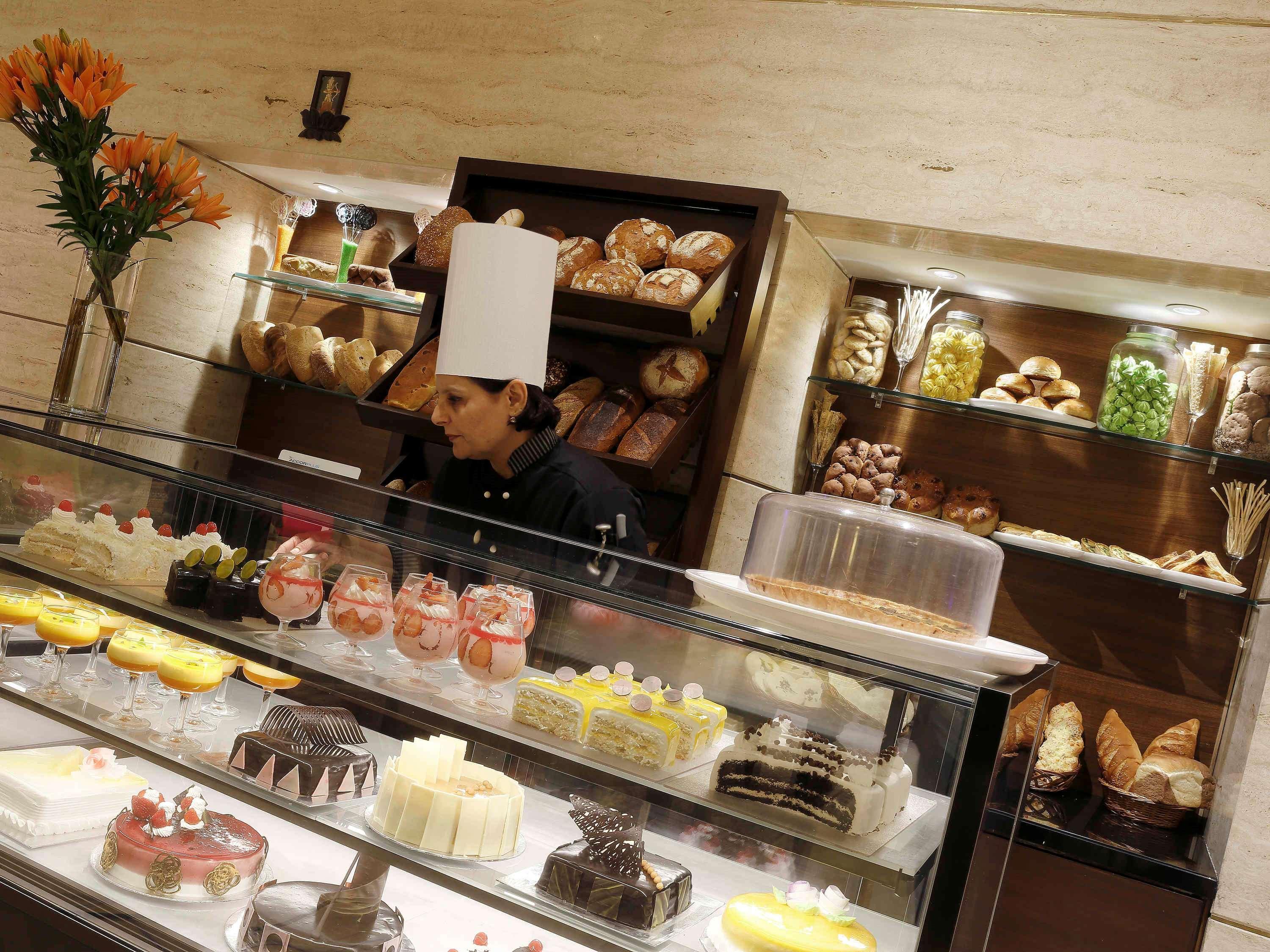 Grand Mercure Vadodara Surya Palace Udogodnienia zdjęcie