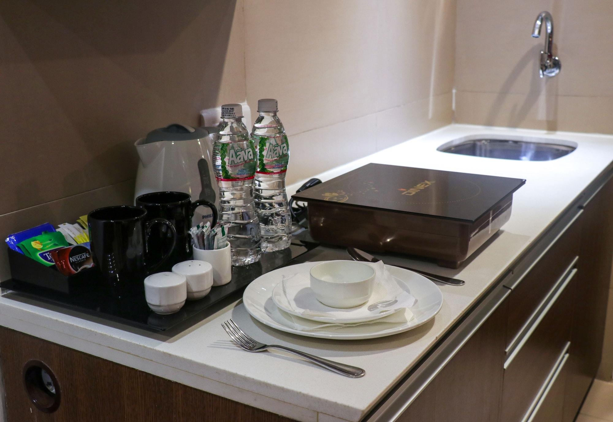 Grand Mercure Vadodara Surya Palace Zewnętrze zdjęcie