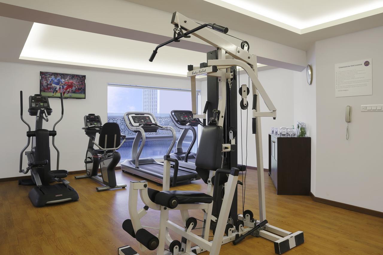 Grand Mercure Vadodara Surya Palace Zewnętrze zdjęcie
